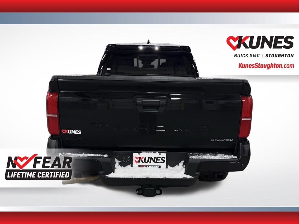 Used 2024 Toyota Tacoma TRD Off-Road image 10
