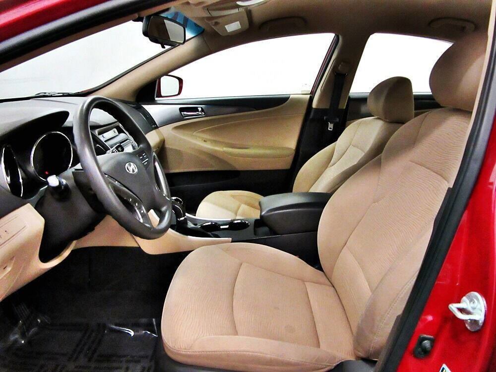 Used 2012 Hyundai Sonata Hybrid FWD image 8