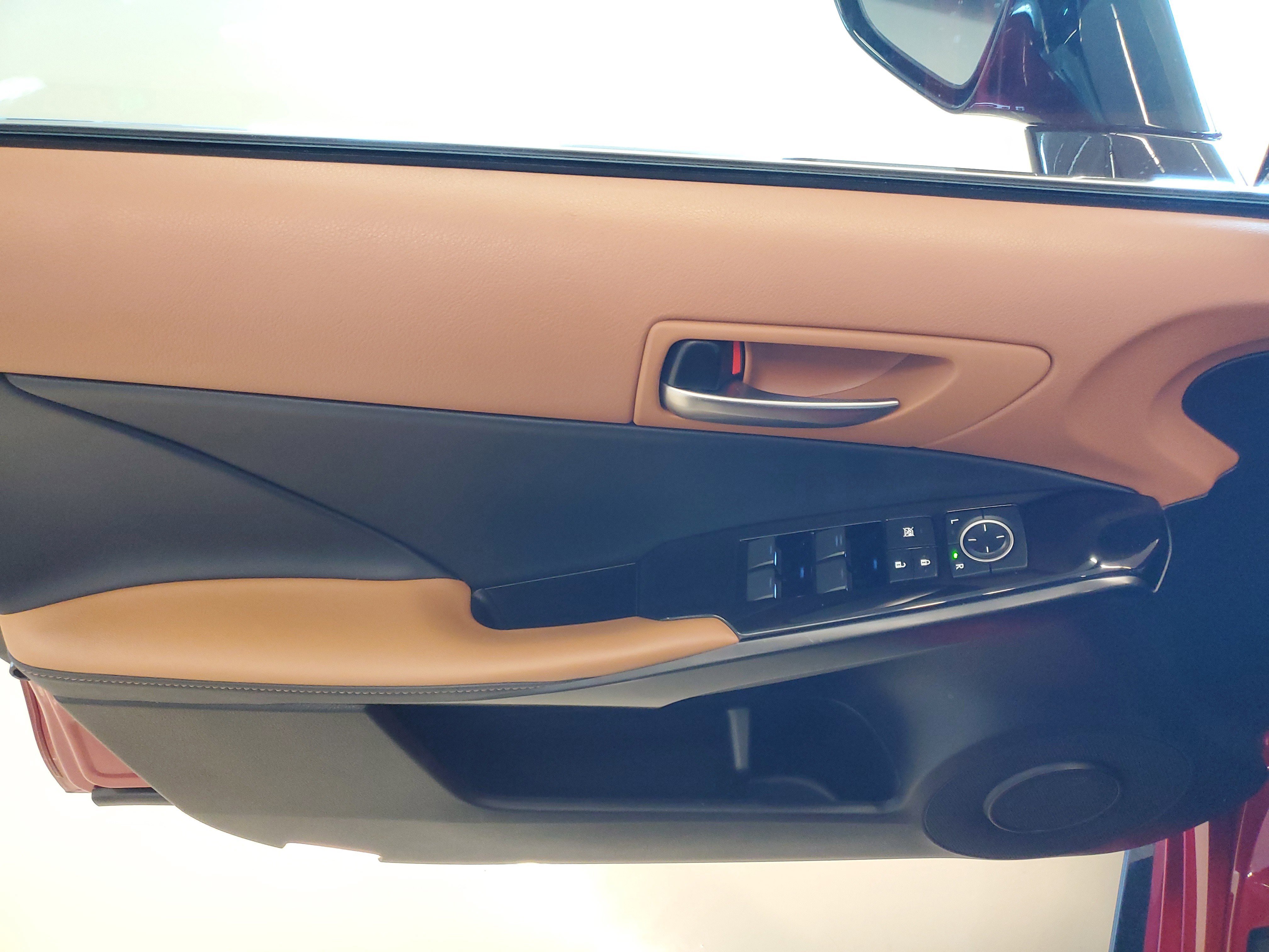 Used 2025 Lexus IS 350 F Sport image 22