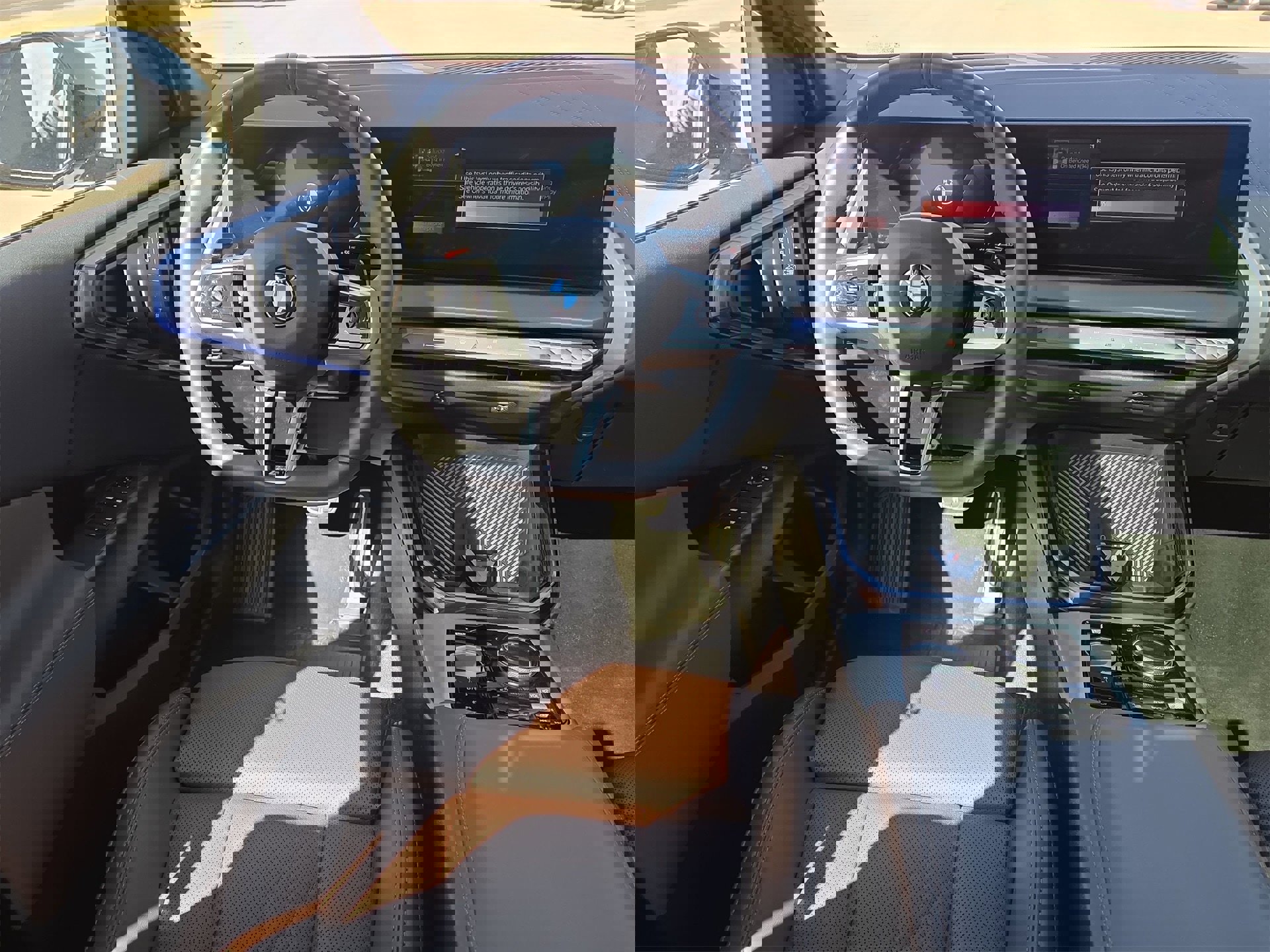 Used 2025 BMW X3 xDrive30i w/ Premium Package image 14