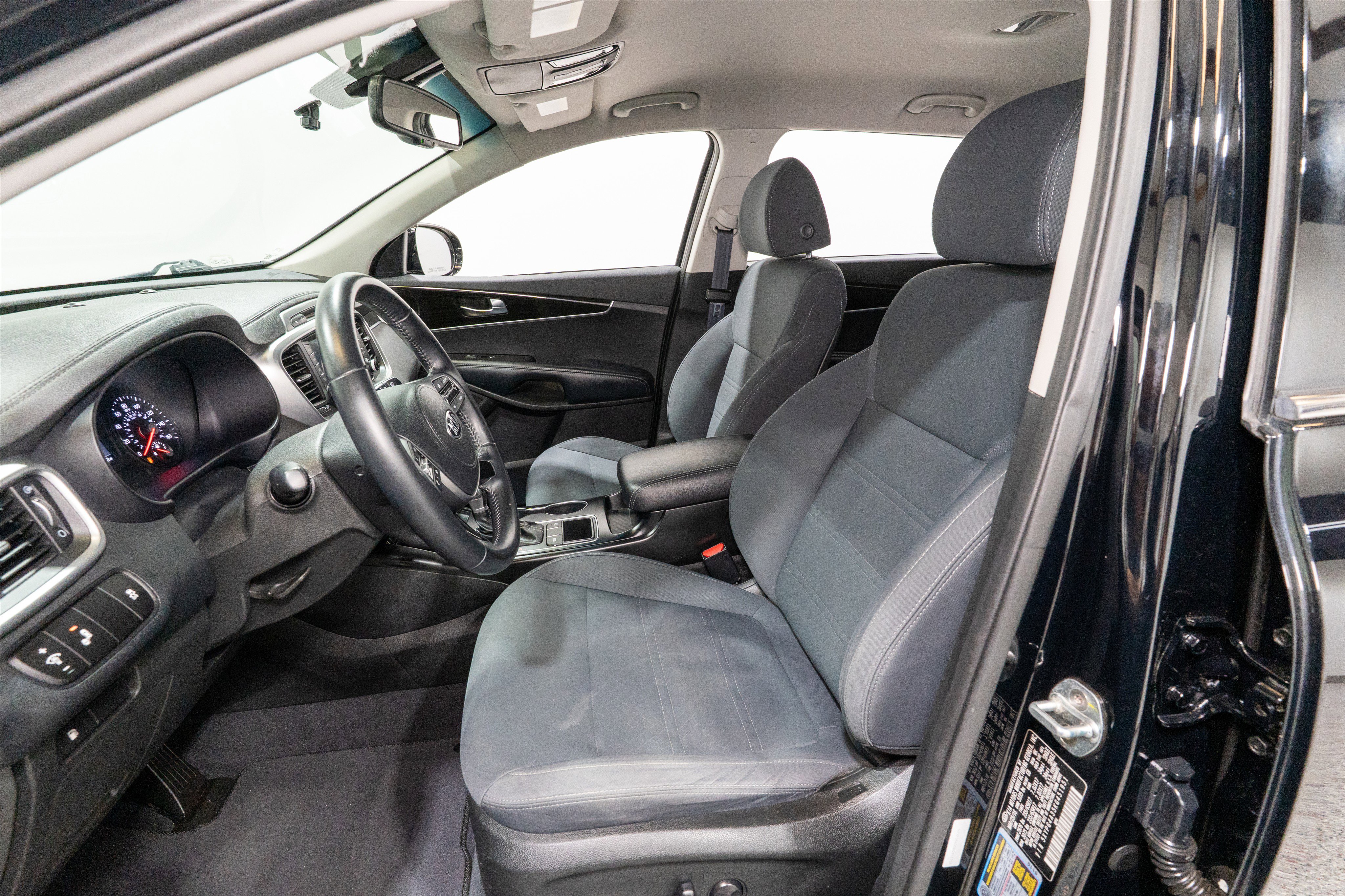 Used 2019 Kia Sorento FWD w/ Option Group 020 image 13