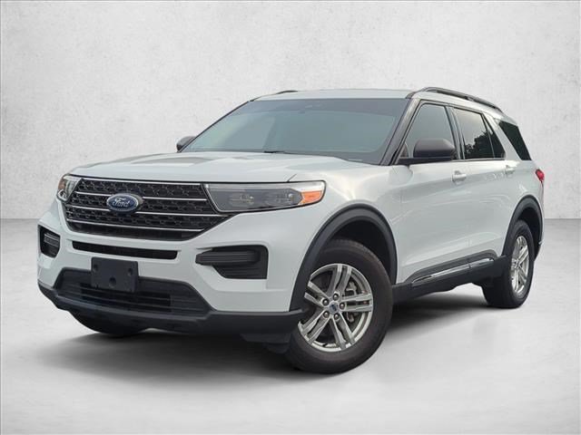 Used 2023 Ford Explorer XLT AWD/4WD image 1