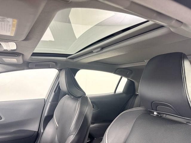 Used 2025 Toyota Prius Limited AWD/4WD image 18