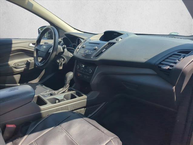 Used 2018 Ford Escape SE FWD image 29
