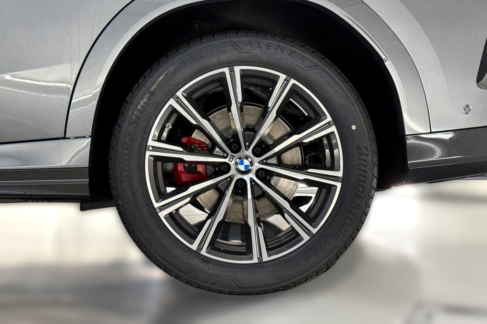 New 2026 BMW X6 xDrive40i AWD/4WD image 11