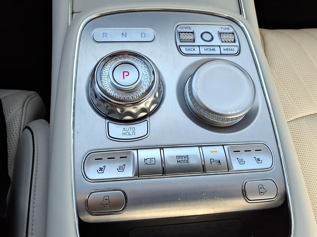 Used 2023 Genesis G90 3.5T image 9