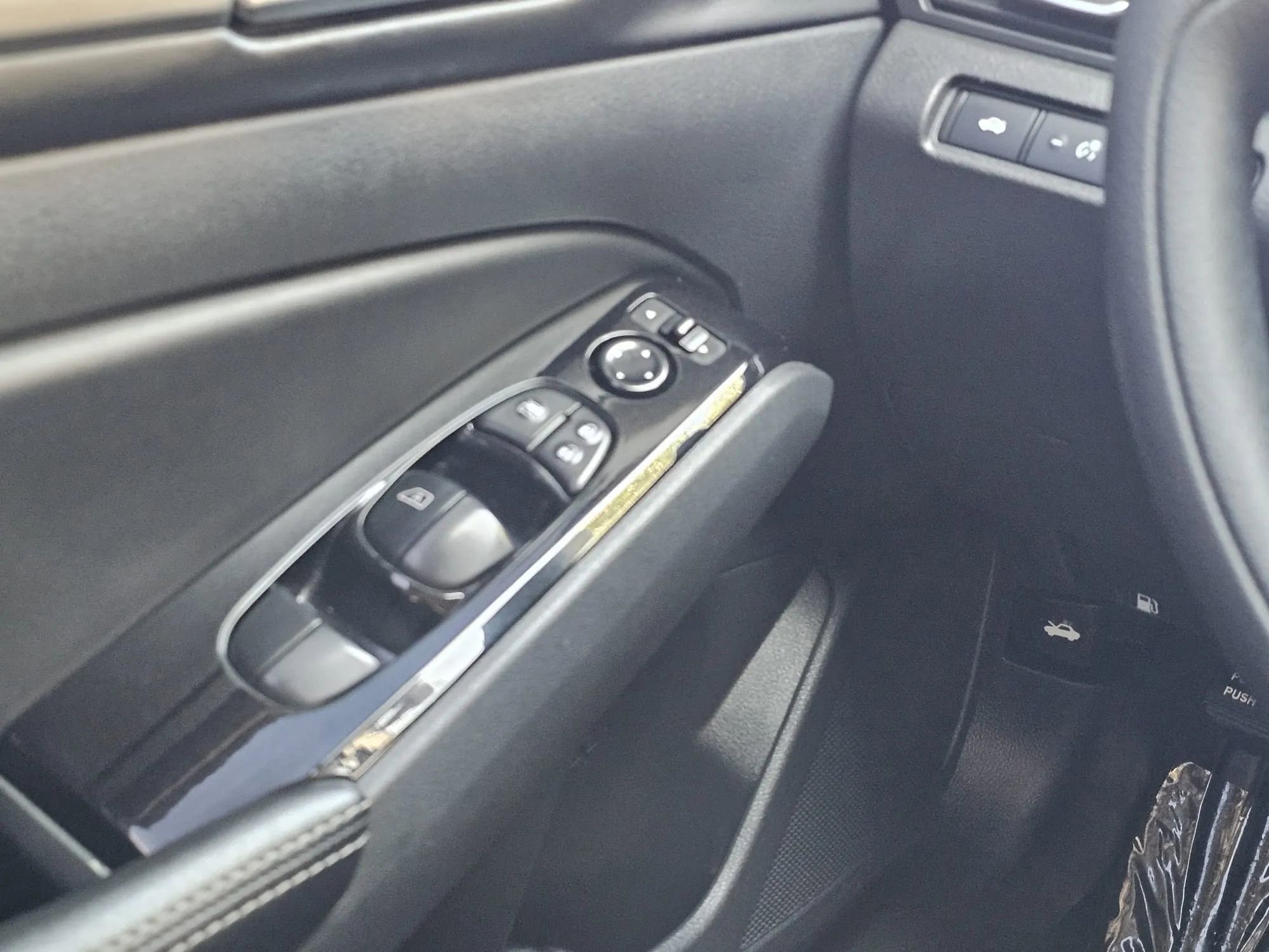 Used 2023 Nissan Altima 2.5 SV FWD image 14