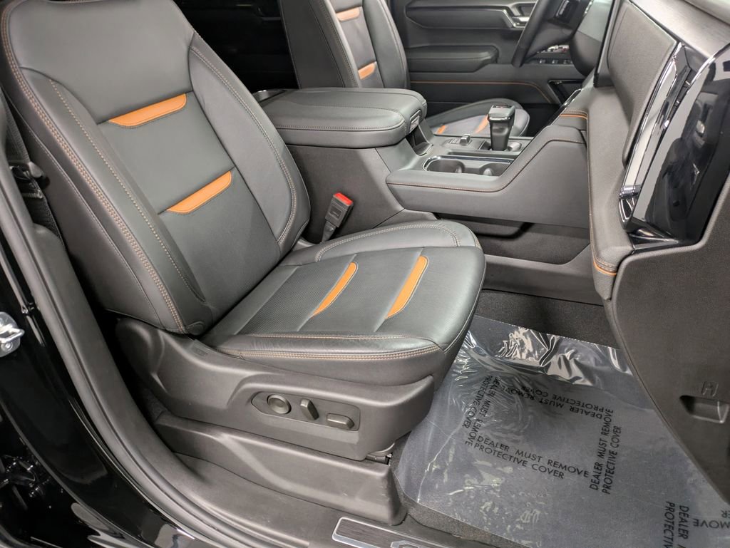 Used 2025 GMC Sierra 1500 AT4 w/ Technology Package image 29