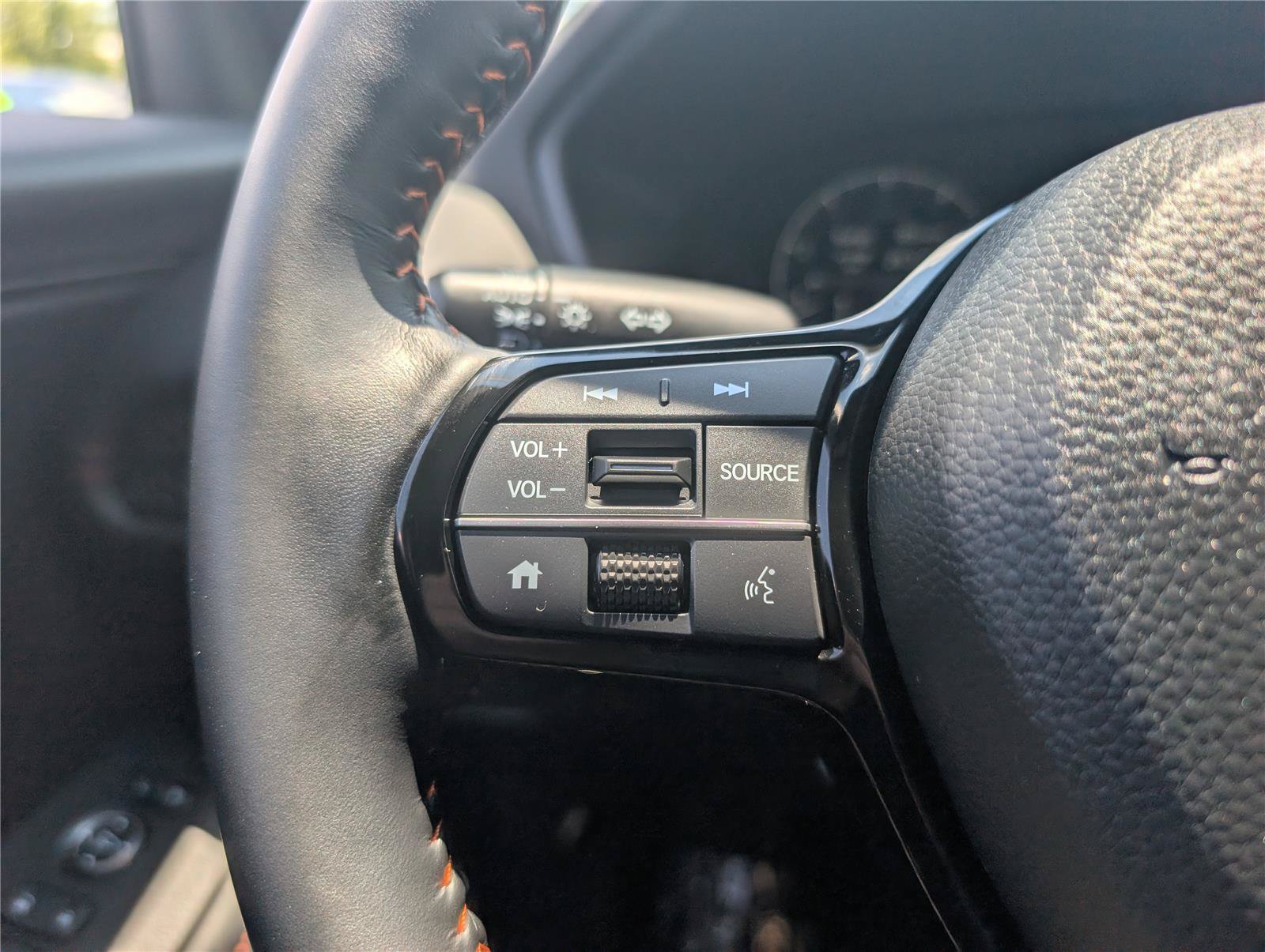 Used 2025 Honda HR-V Sport image 22
