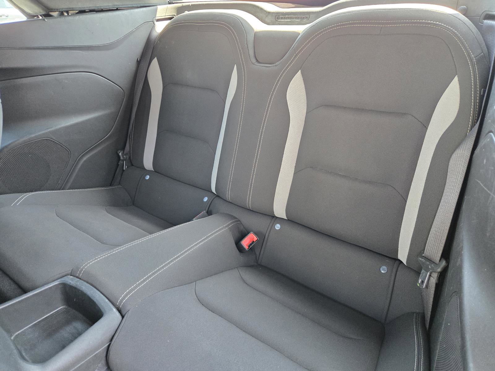 Used 2020 Chevrolet Camaro LT RWD image 23