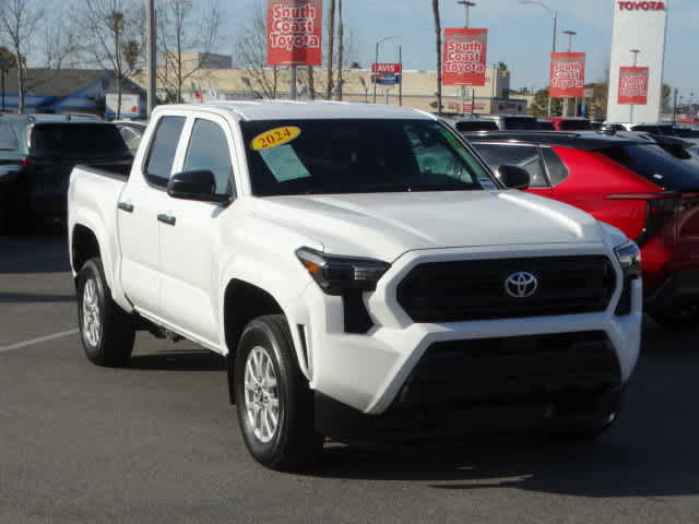Used 2024 Toyota Tacoma SR image 2