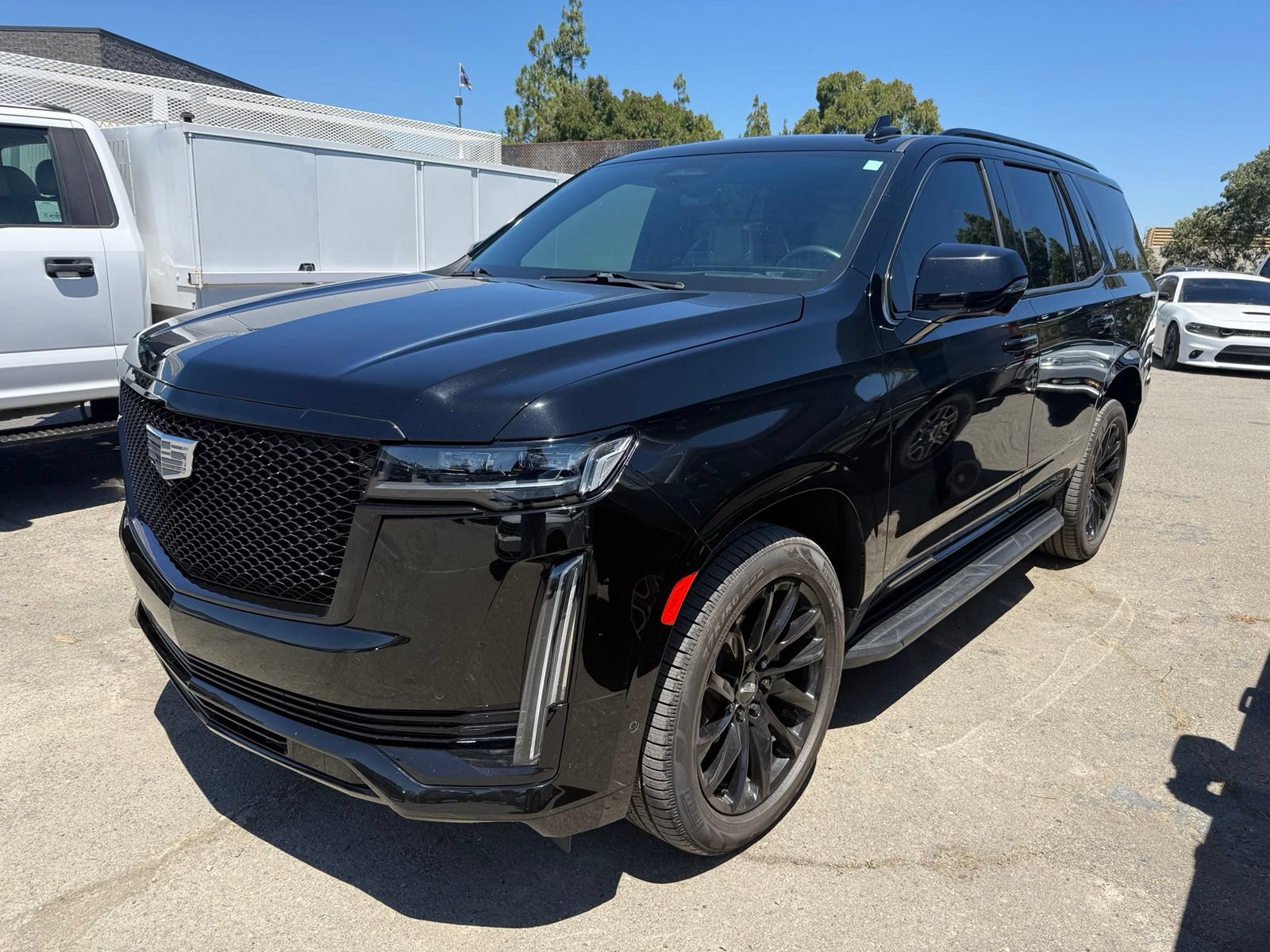 Used 2023 Cadillac Escalade Sport w/ LPO, ONYX Package AWD/4WD image 1