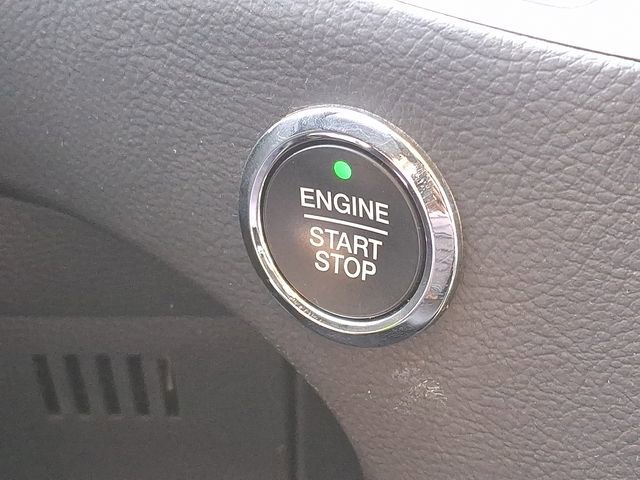 Used 2024 Ford Edge Titanium w/ Equipment Group 301A AWD/4WD image 19