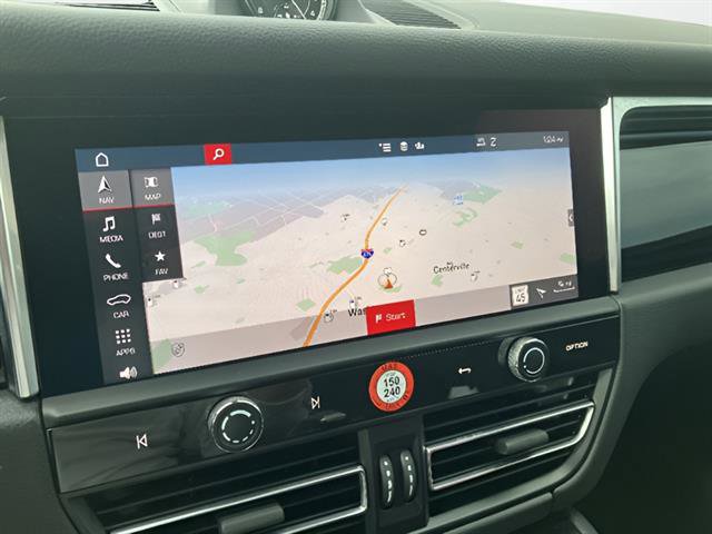 Used 2023 Porsche Macan AWD/4WD image 17