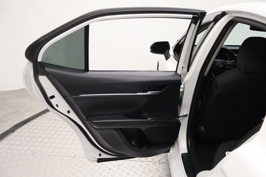 Certified 2023 Toyota Camry LE FWD image 21
