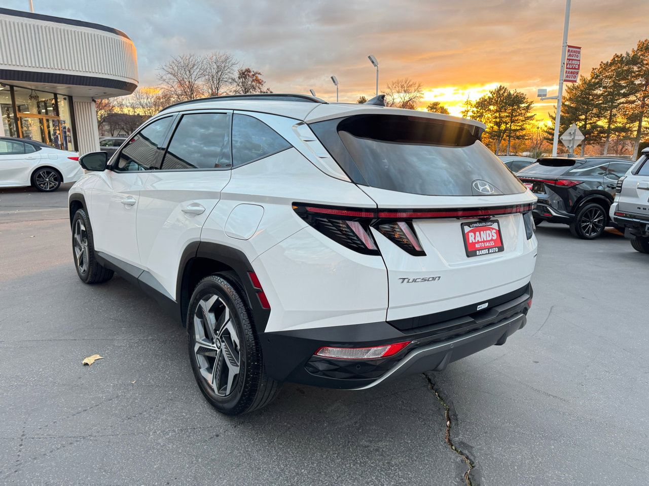 Used 2023 Hyundai Tucson Limited w/ Cargo Package image 12