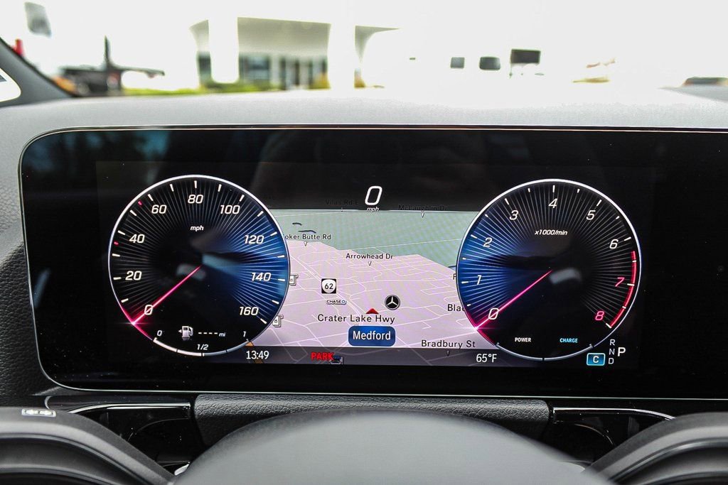 Used 2024 Mercedes-Benz GLA 250 4MATIC image 54