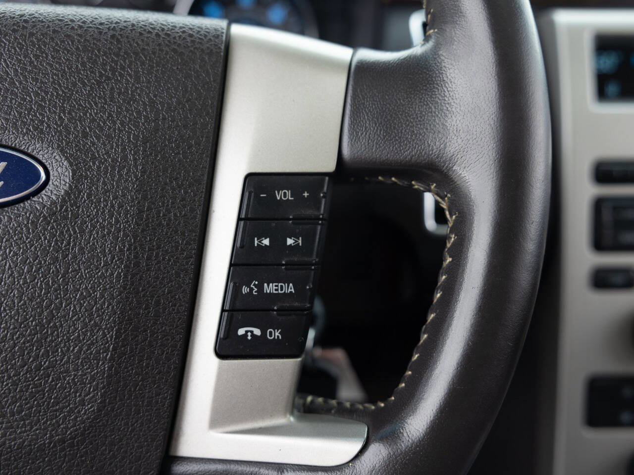 Used 2011 Ford Flex SEL w/ Rapid Spec Order Code image 39