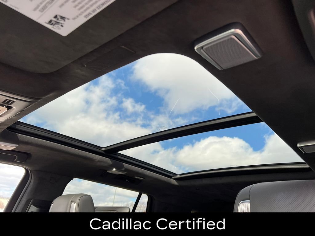 Certified 2025 Cadillac Escalade Sport Platinum w/ LPO, Floor Liner Package image 9