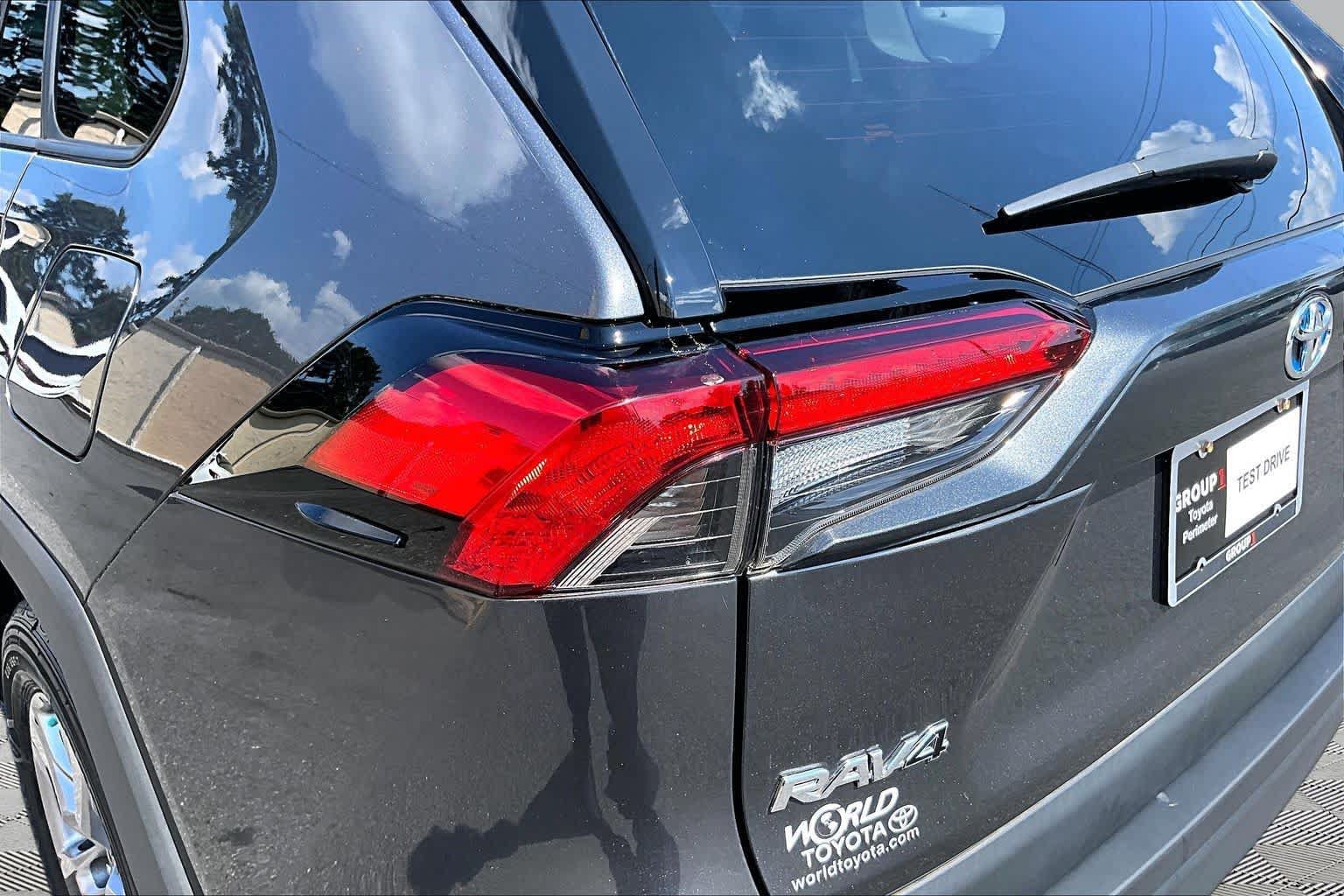 Certified 2024 Toyota RAV4 XLE AWD/4WD image 29