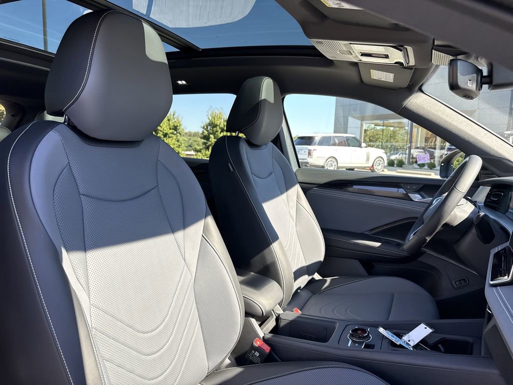 New 2026 Volkswagen Tiguan SE R-Line image 20