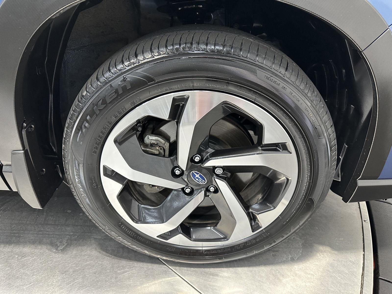 Used 2023 Subaru Forester Touring image 12
