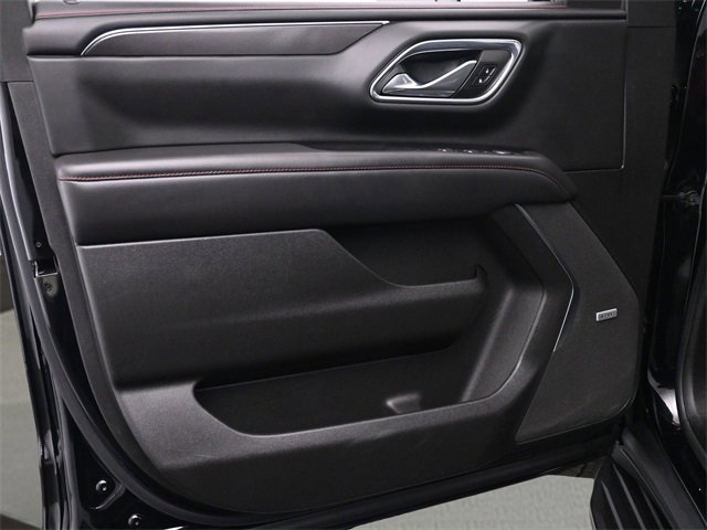 Used 2022 Chevrolet Suburban RST w/ Luxury Package image 9