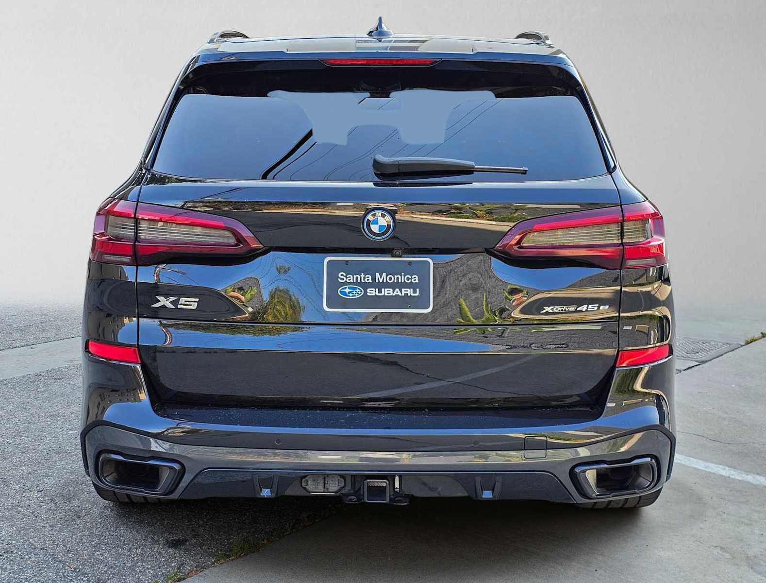 Used 2023 BMW X5 xDrive45e w/ M Sport Package AWD/4WD image 4