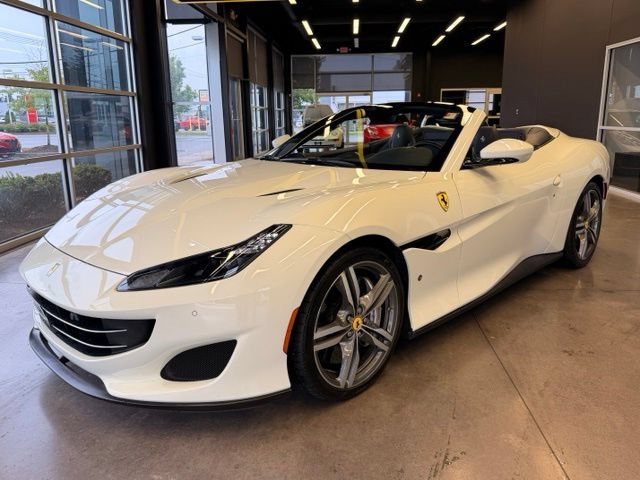 Used 2019 Ferrari Portofino RWD image 1