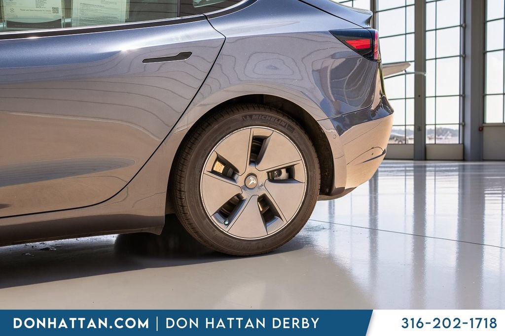 Used 2021 Tesla Model 3 Standard Range Plus RWD image 36