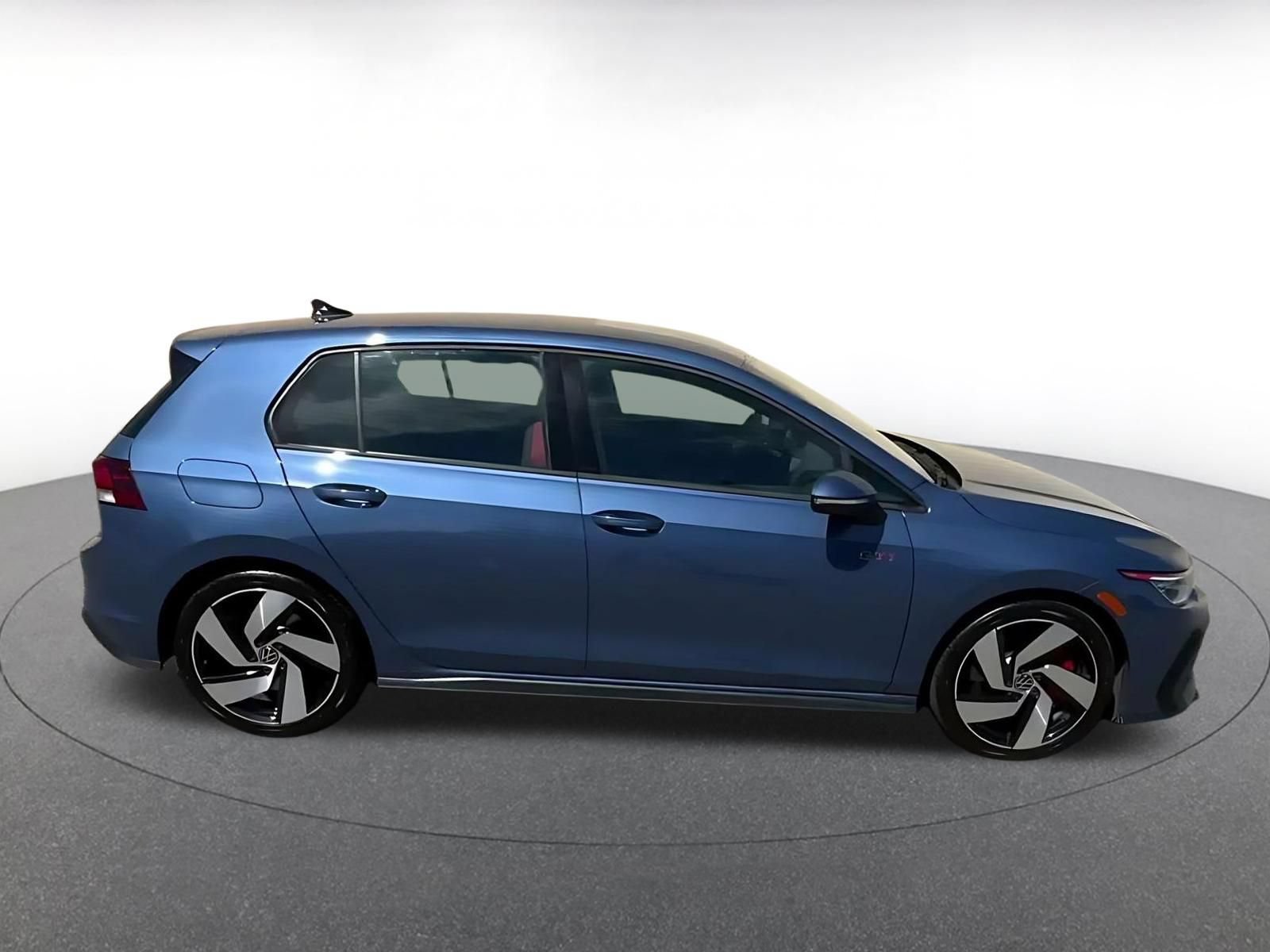 Used 2026 Volkswagen Golf S FWD image 15