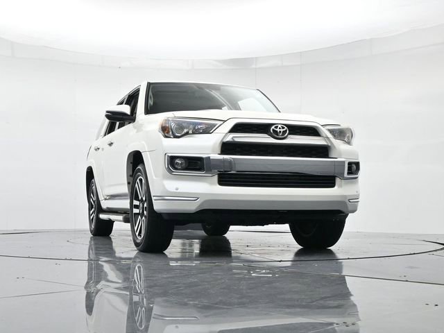 Used 2016 Toyota 4Runner SR5 image 33