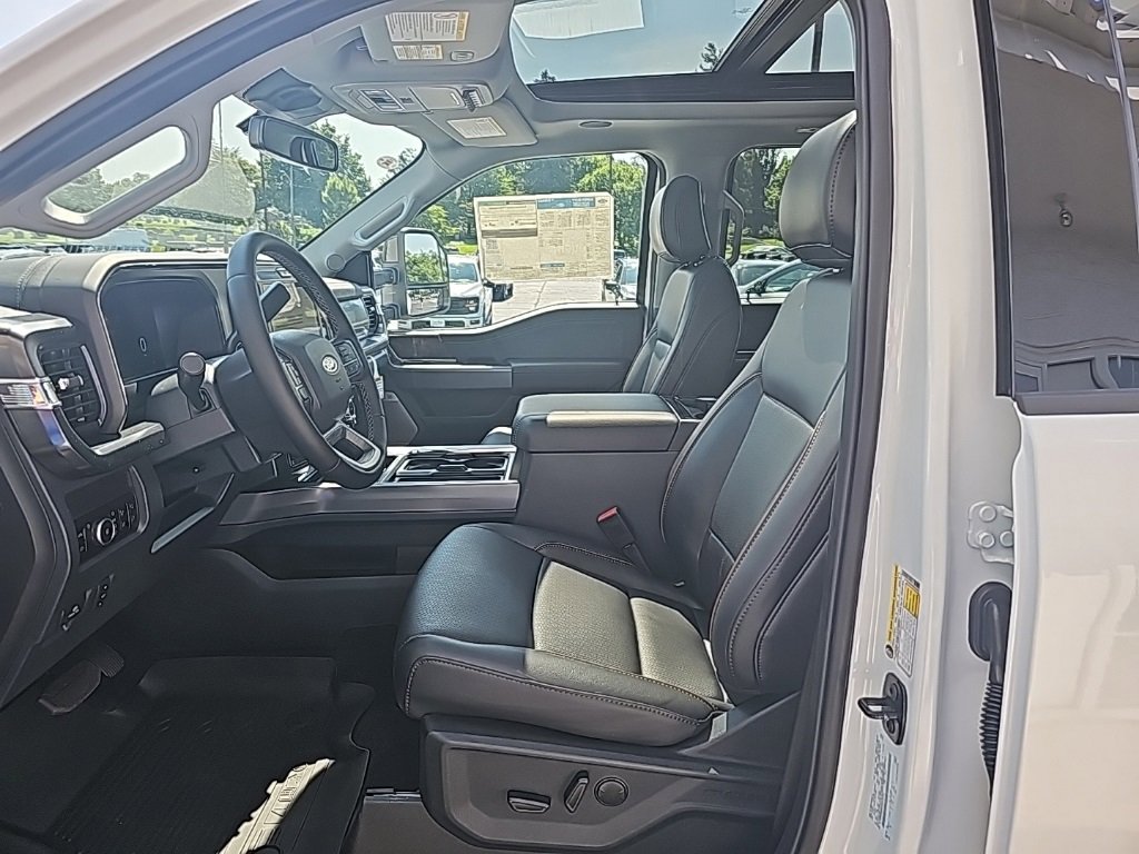 New 2025 Ford F250 Lariat w/ Lariat Ultimate Package image 9