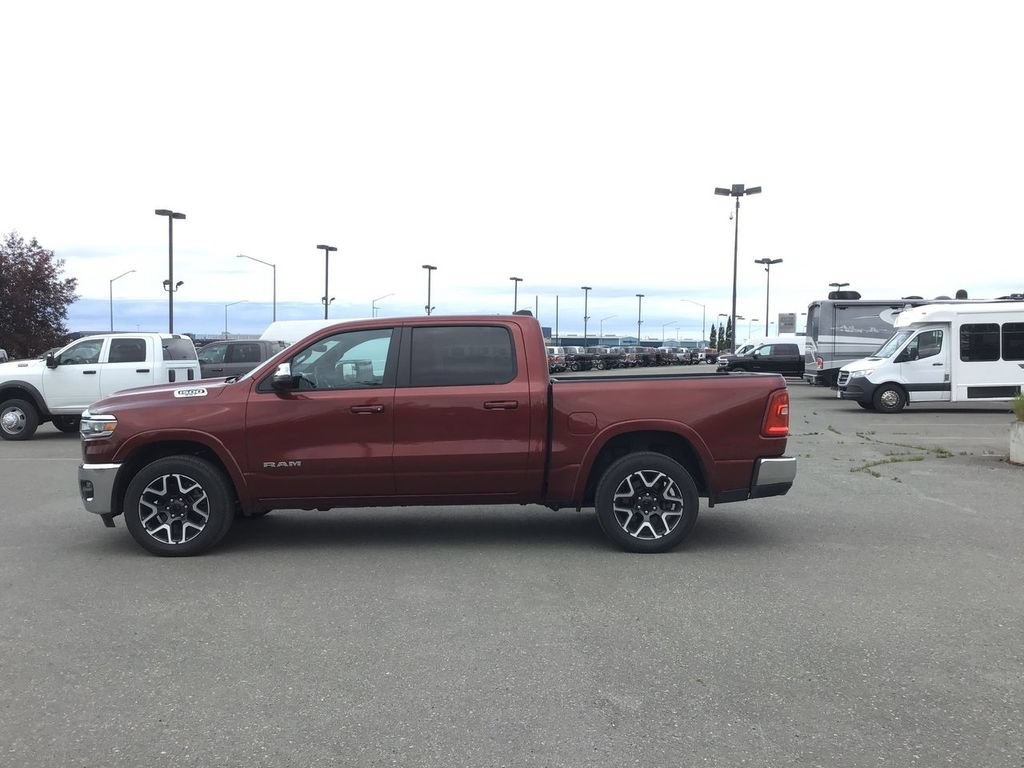Certified 2025 RAM 1500 Laramie AWD/4WD image 1