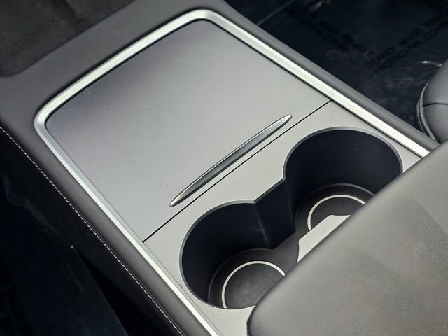 Used 2023 Tesla Model Y Long Range image 34