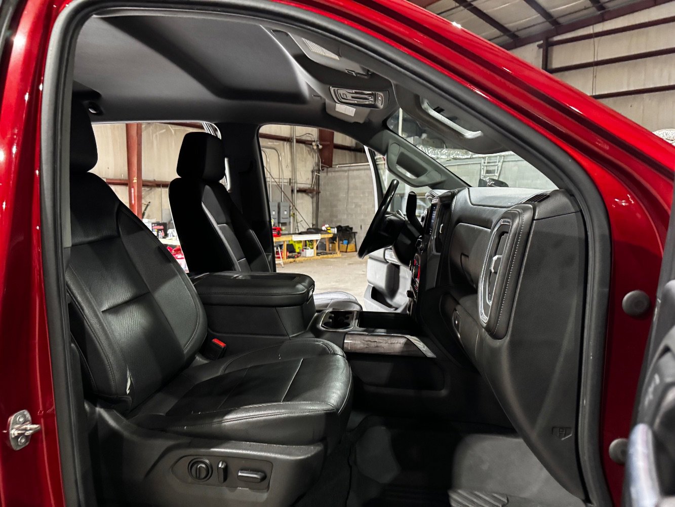 Used 2021 Chevrolet Silverado 2500 LTZ image 26