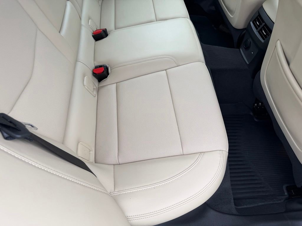 Used 2025 Cadillac CT5 Premium Luxury RWD image 19