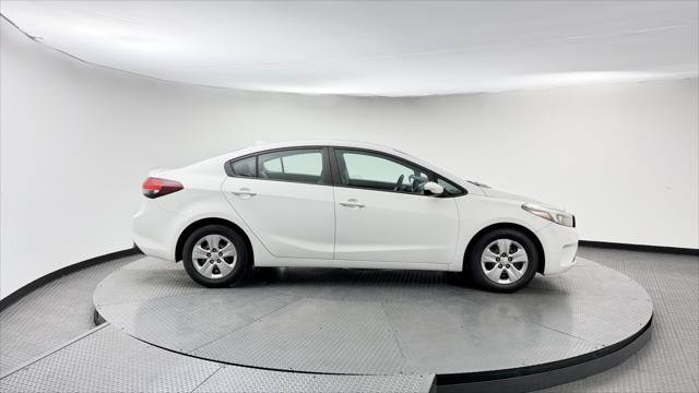 Used 2017 Kia Forte LX FWD image 8