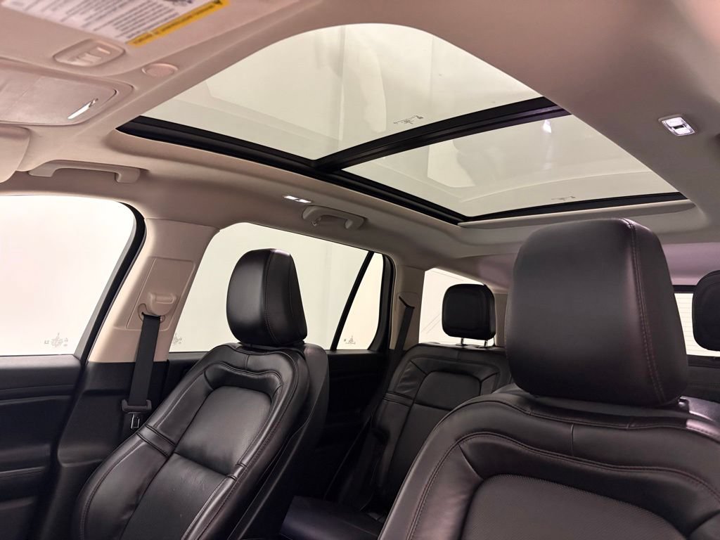 Used 2023 Lincoln Aviator Reserve RWD image 13