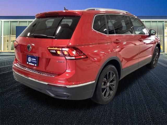 Certified 2024 Volkswagen Tiguan SE image 28