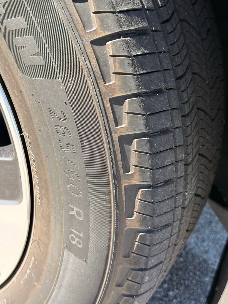 Used 2023 Jeep Grand Cherokee 4WD 4xe image 47