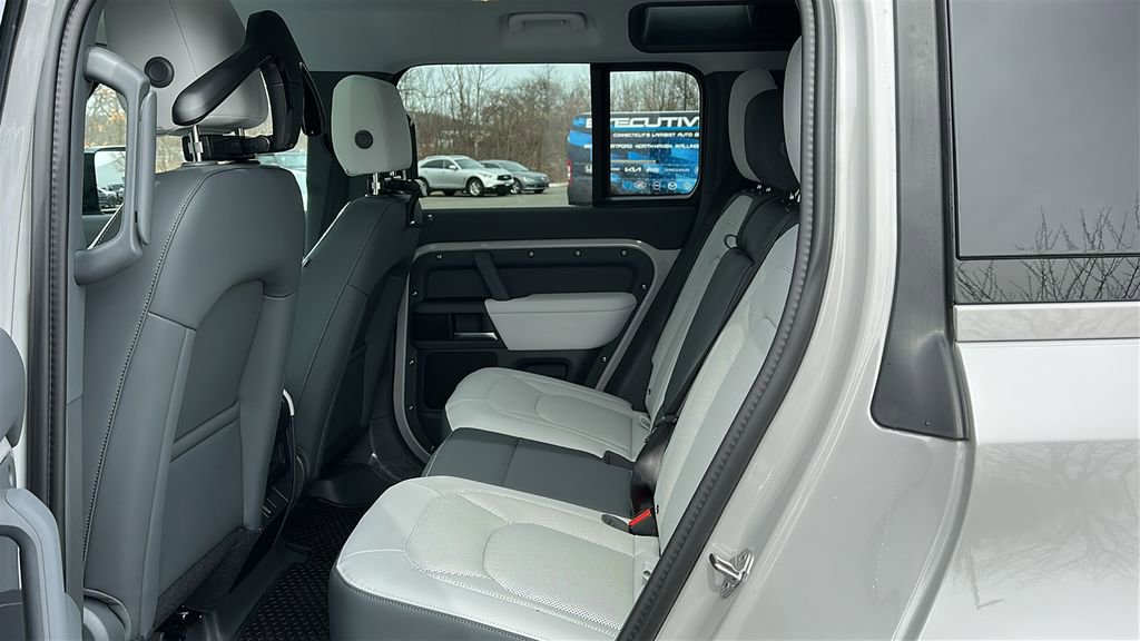 New 2026 Land Rover Defender 110 S AWD/4WD image 21