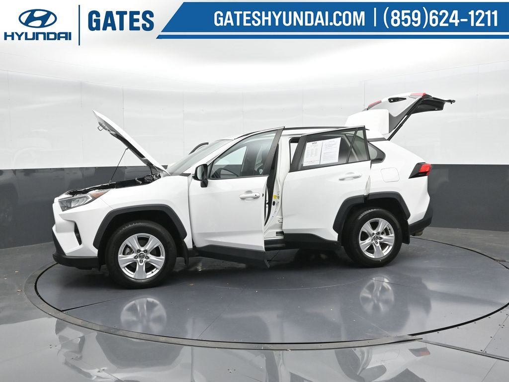 Used 2021 Toyota RAV4 XLE image 57