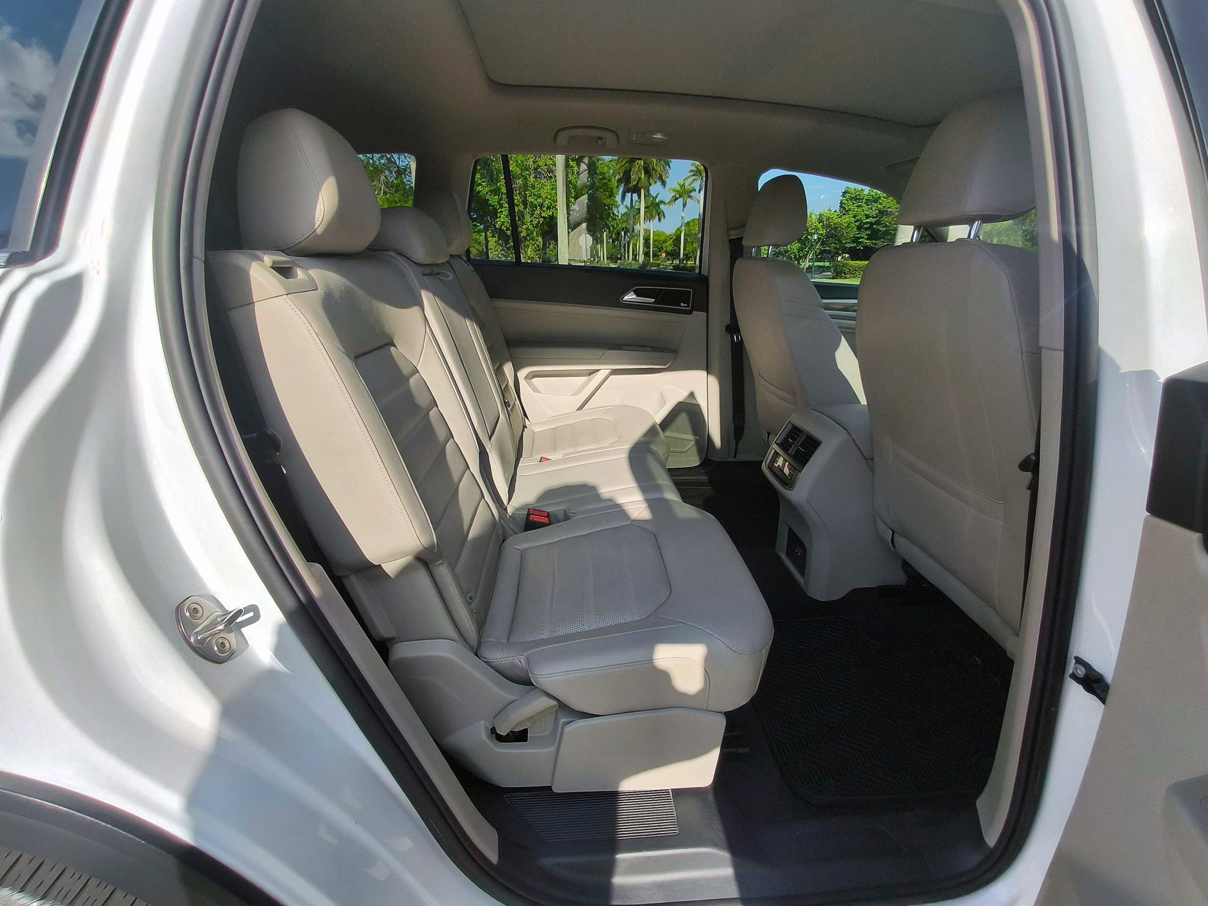 Used 2019 Volkswagen Atlas SEL Premium AWD/4WD image 42