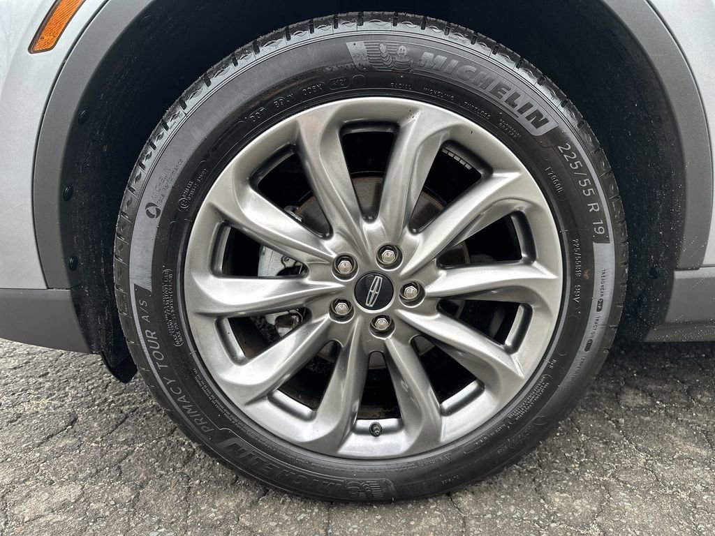 Used 2022 Lincoln Corsair AWD w/ Premium Package image 10