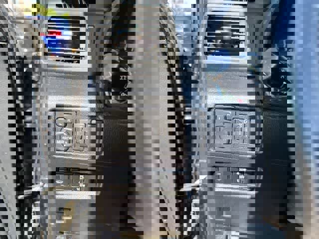 Used 2015 Toyota 4Runner SR5 image 10