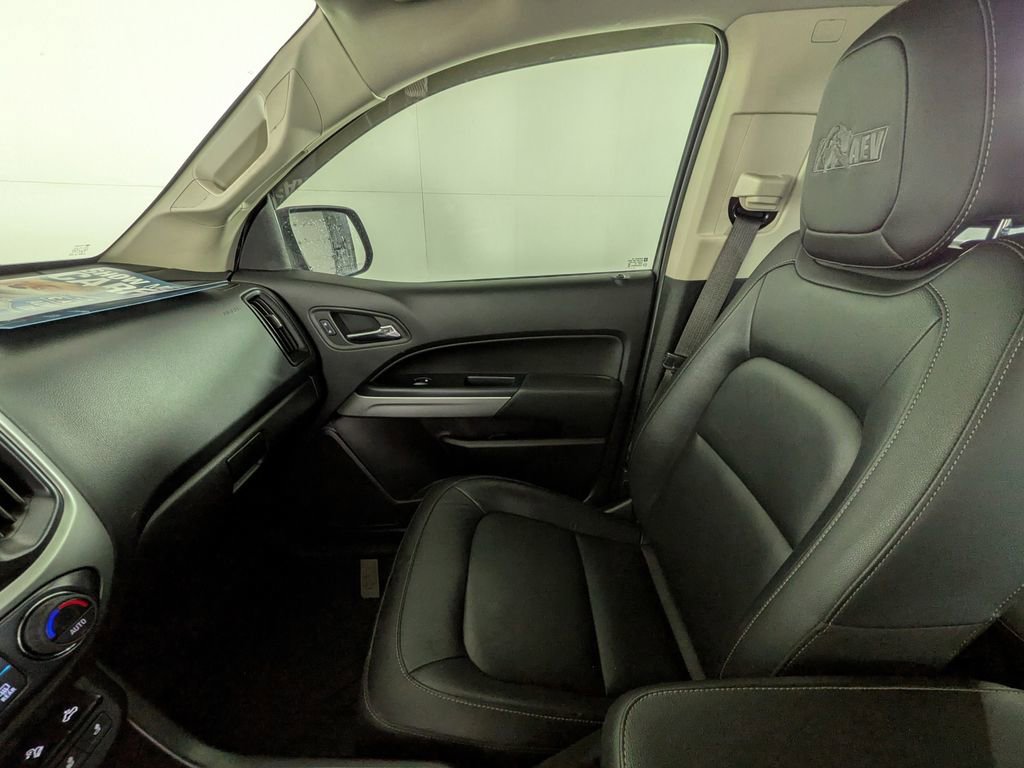 Used 2019 Chevrolet Colorado ZR2 w/ Colorado ZR2 Bison Edition image 32