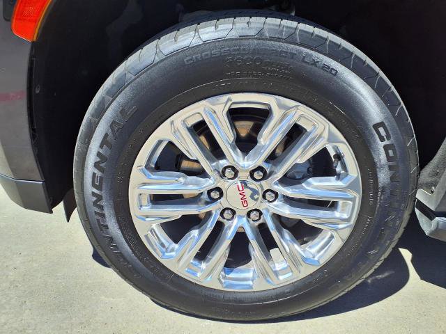 Used 2022 GMC Yukon SLT w/ SLT Premium Package image 22