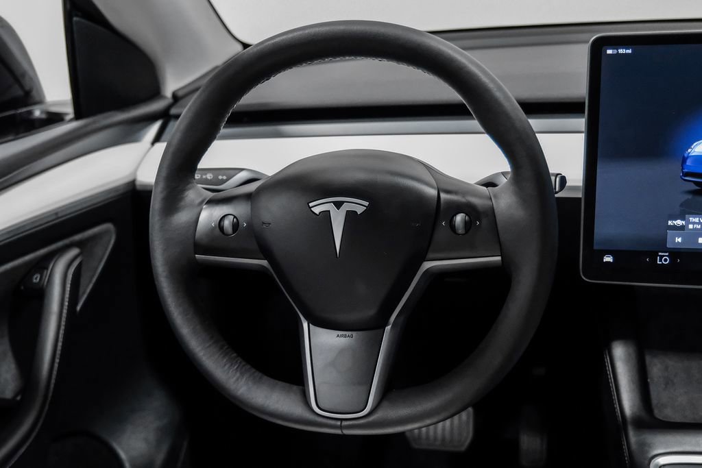 Used 2023 Tesla Model Y Long Range AWD/4WD image 17