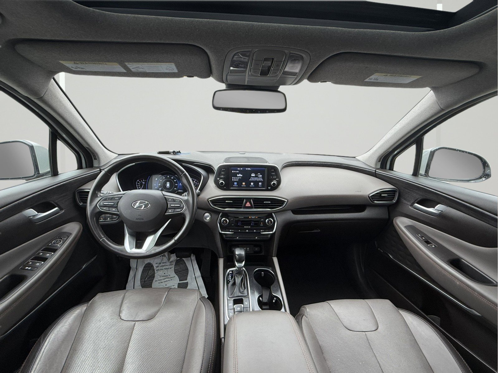 Used 2019 Hyundai Santa Fe Limited image 2